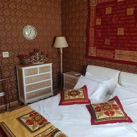 Red Lux Budva